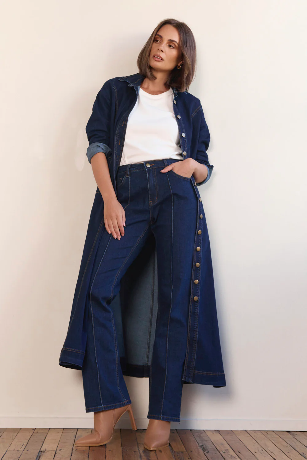Adrift Denim Bootleg Jean in Dark Wash - Image 4