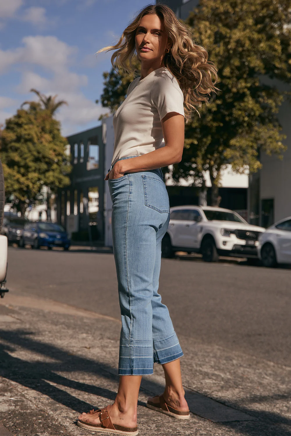 Adrift Denim Cropped Straight Leg Jeans in Light Wash - Image 7