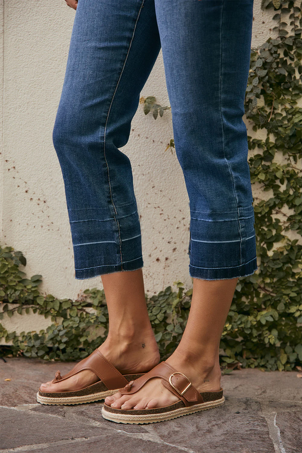 Adrift Denim Cropped Straight Leg Jeans in Mid Wash - Image 4