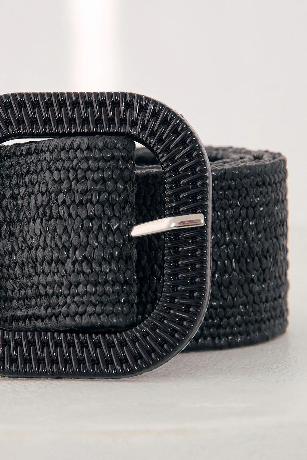 Adrift Wide Stretch Belt in Black Raffia - Image 4