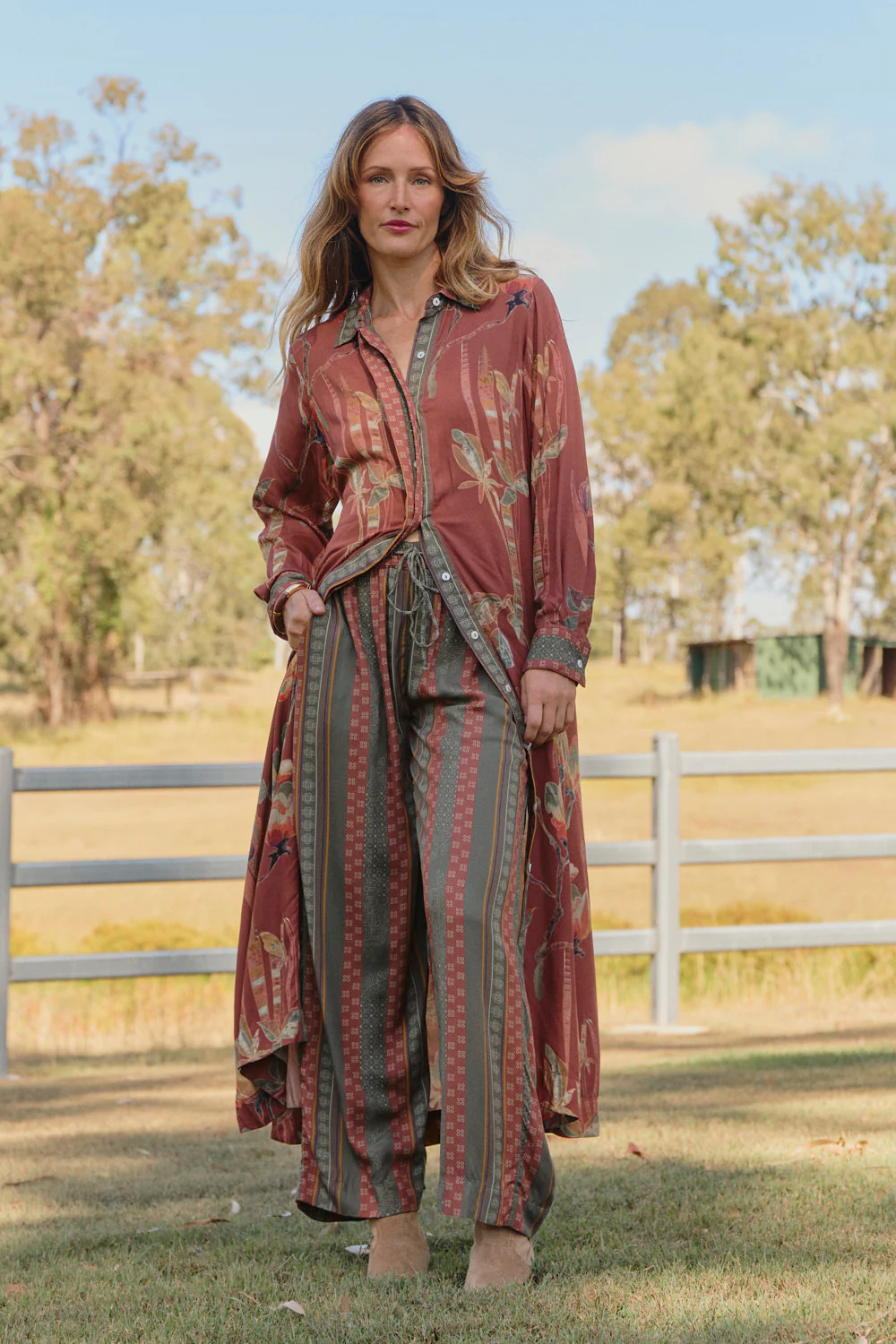 Breezy Relaxed Pant in Outback - Image 3