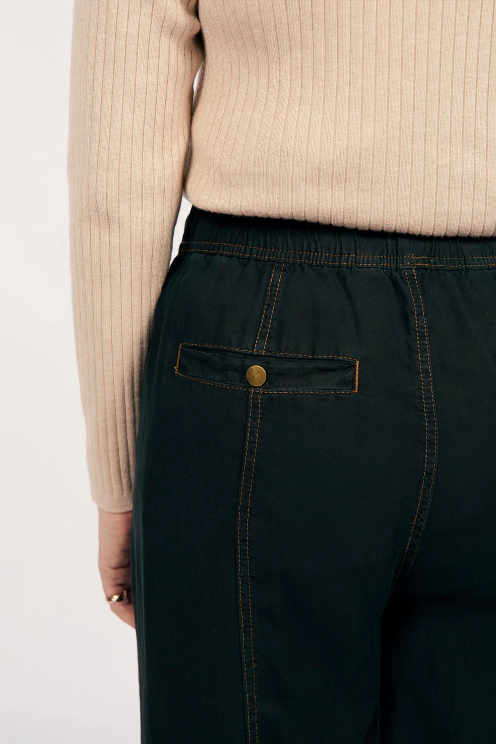 Breezy Tencel Relaxed Pant in Black - Image 6