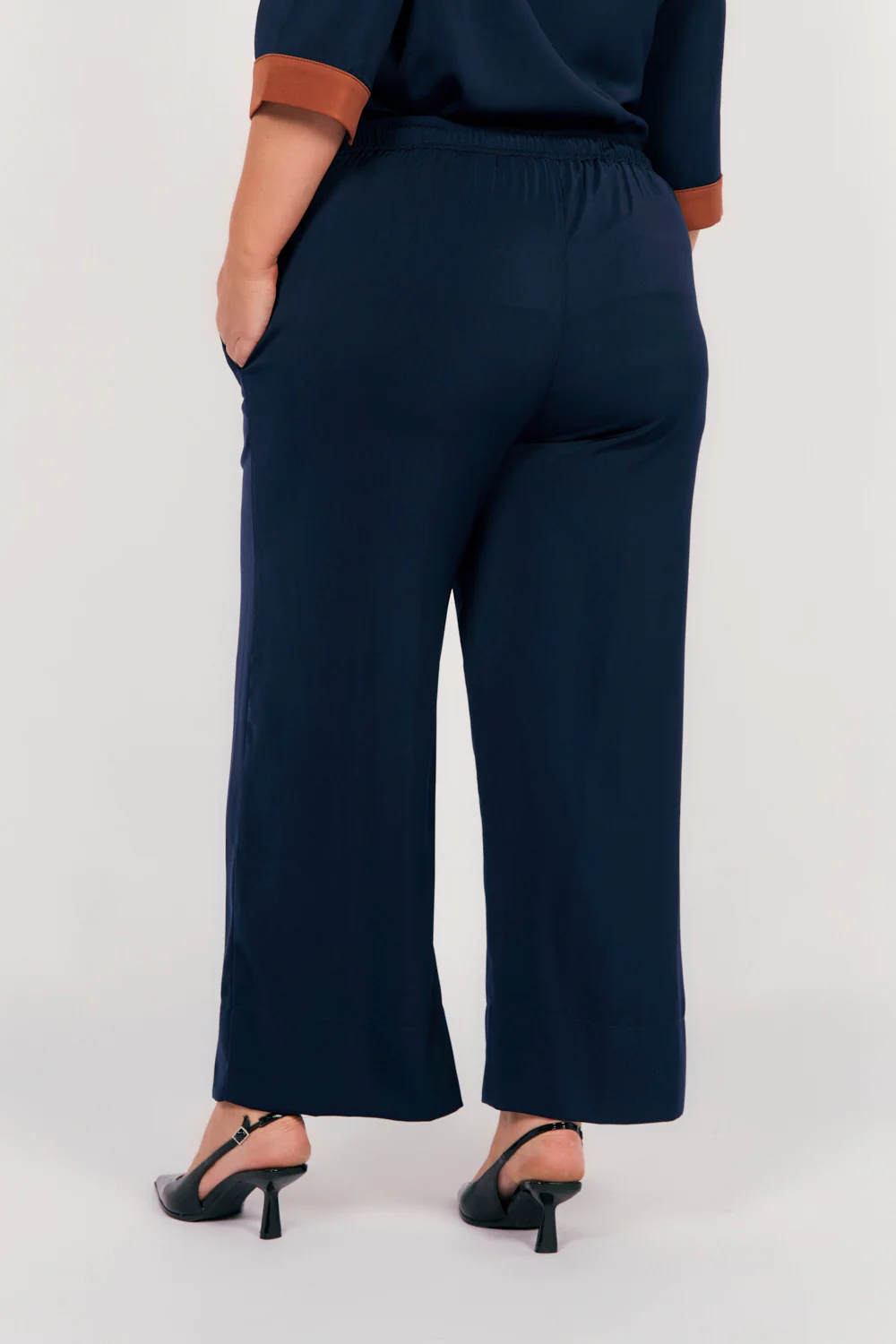 Camille Wide Leg Pant in Tribeca - Image 6