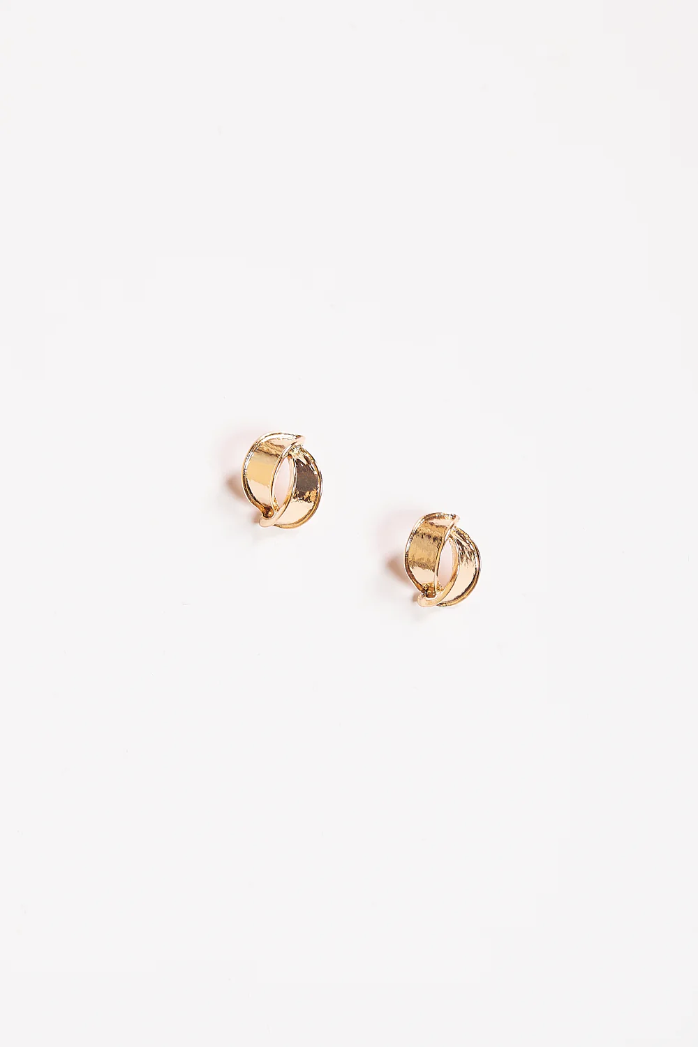Crossover Mini Earrings in Gold