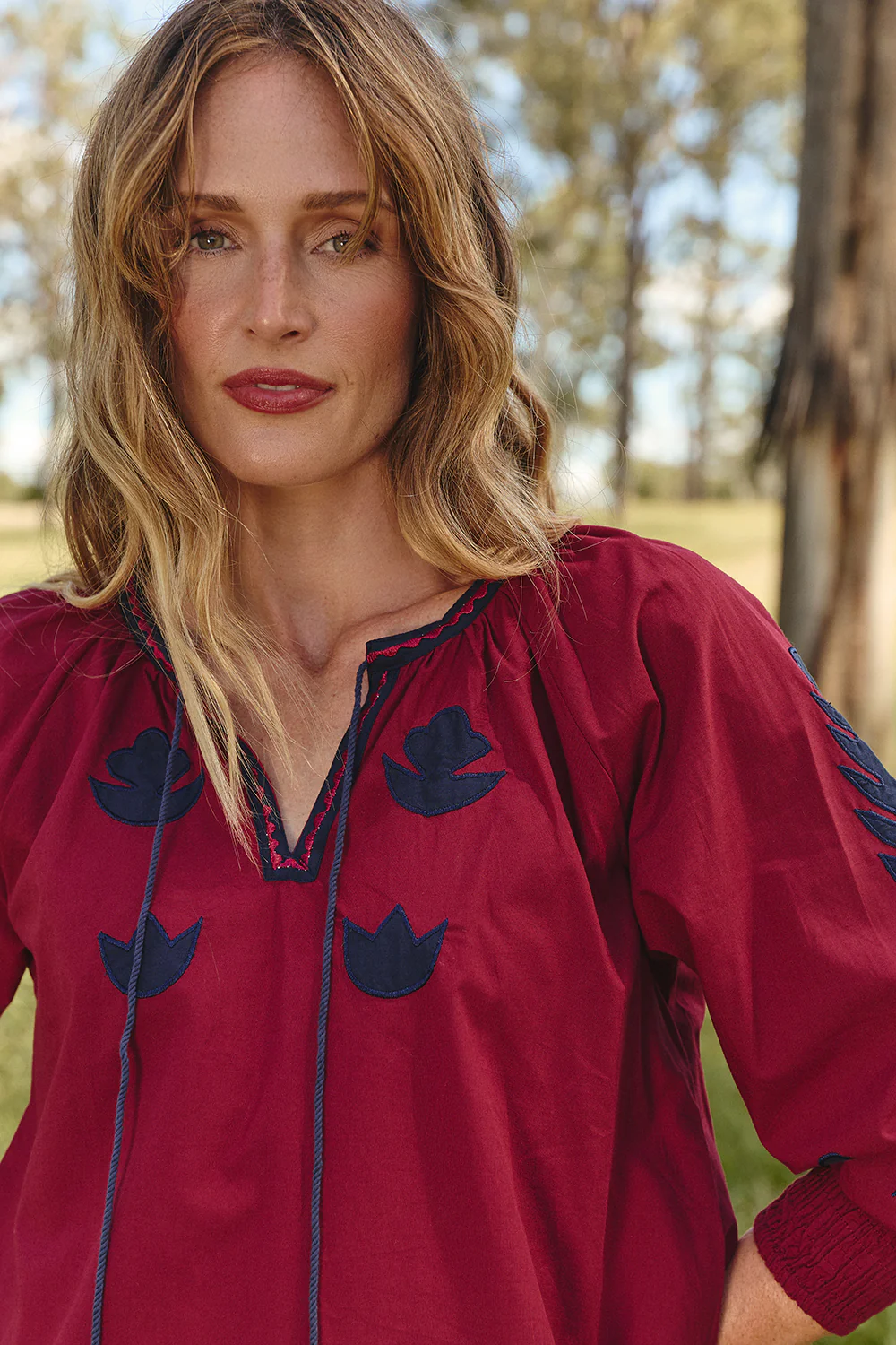Danny V-Neck Top in Inkwell Burgundy - Image 4