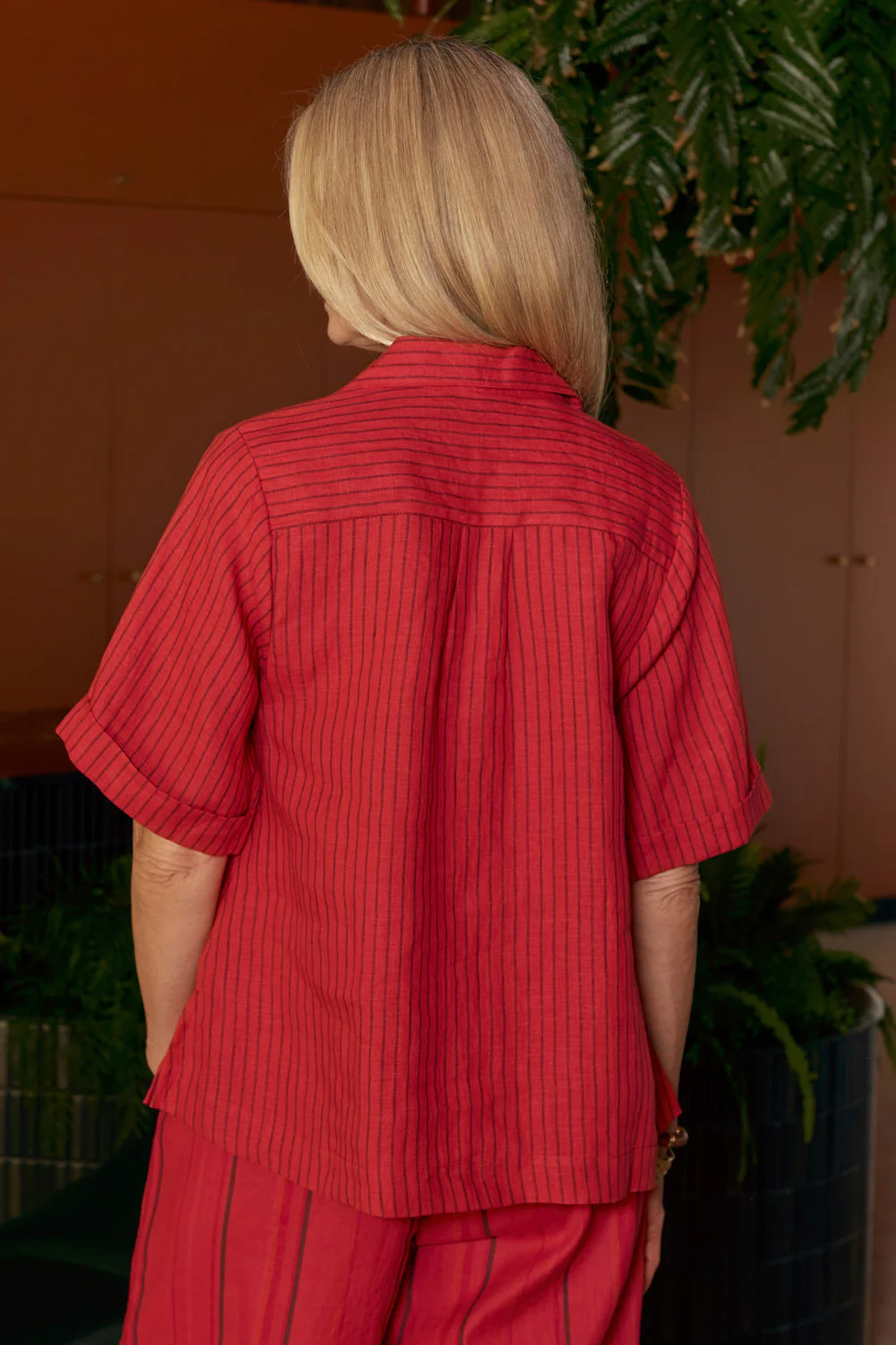 Ella Linen Collared Top in Very Berry - Image 7