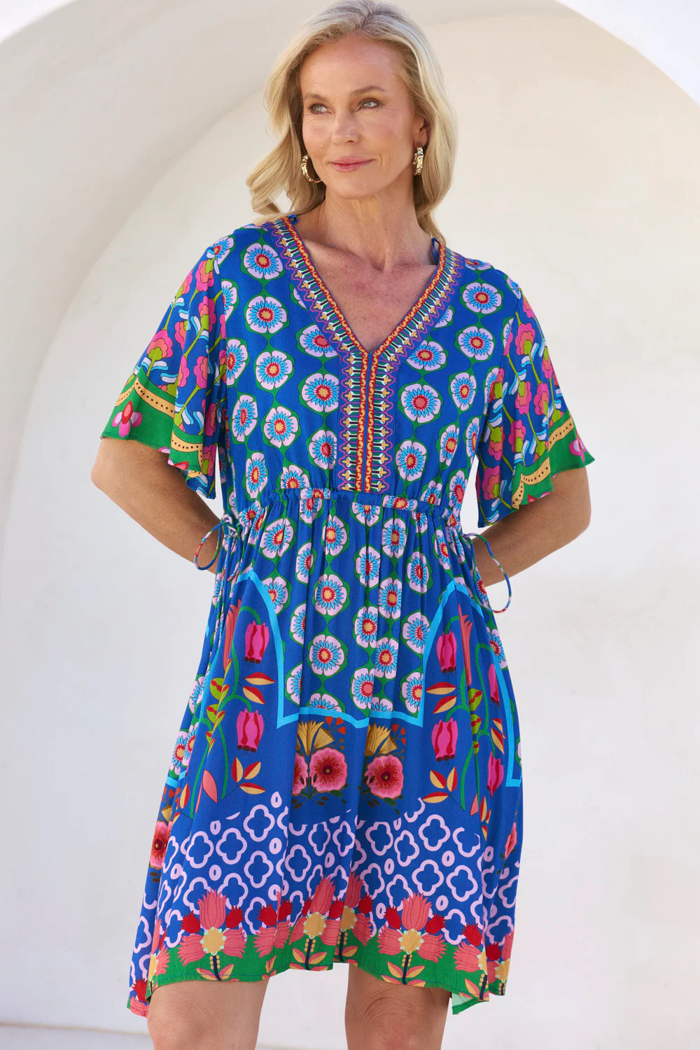 Iris Short Dress in Paradiso - Image 4