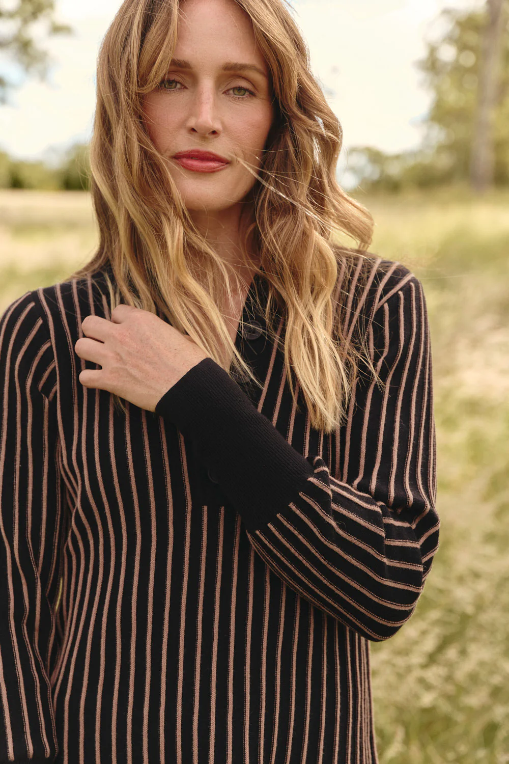 Knitted Collared Jumper in Black - Image 3
