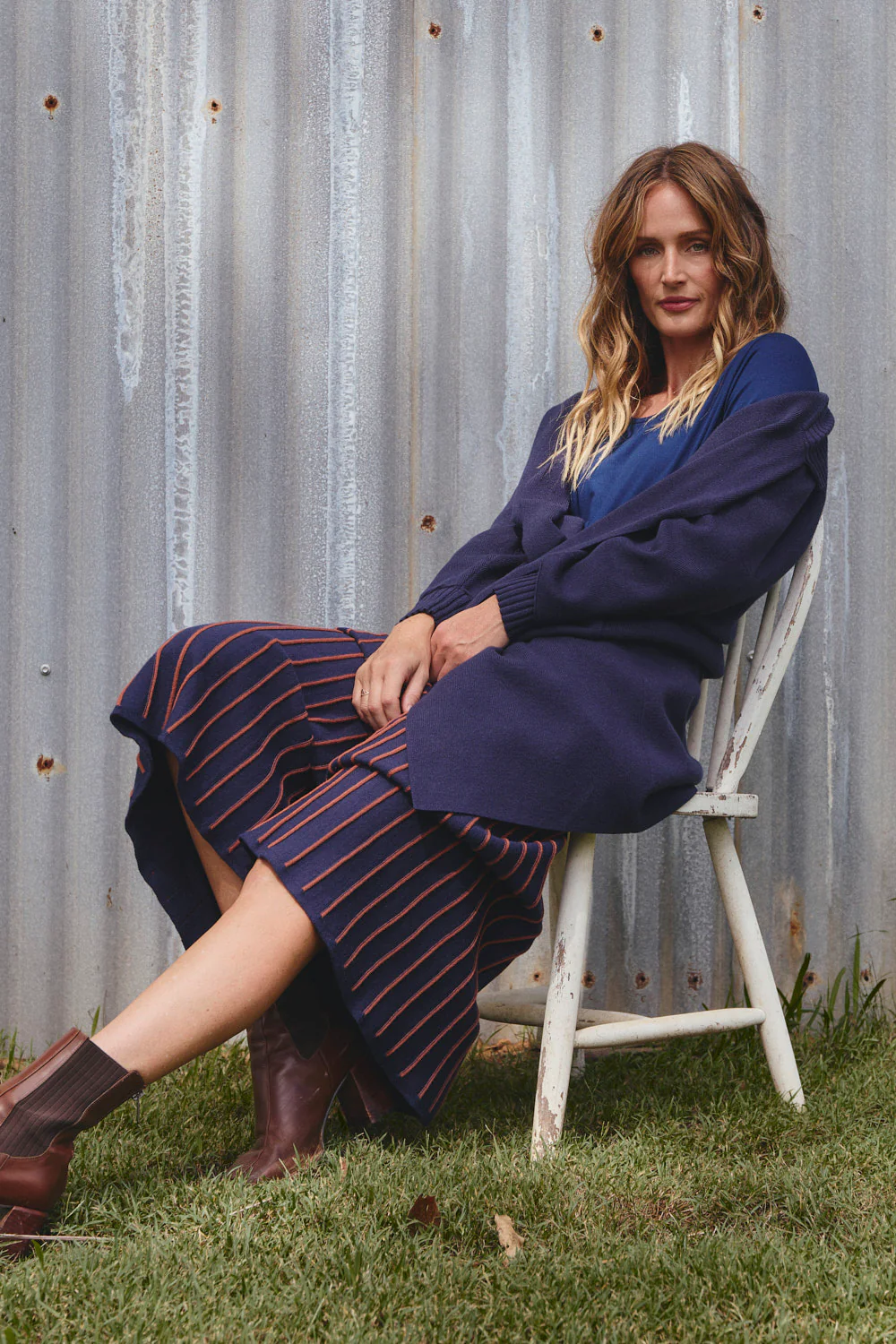 Knitted Long Line Cardigan in Navy - Image 4