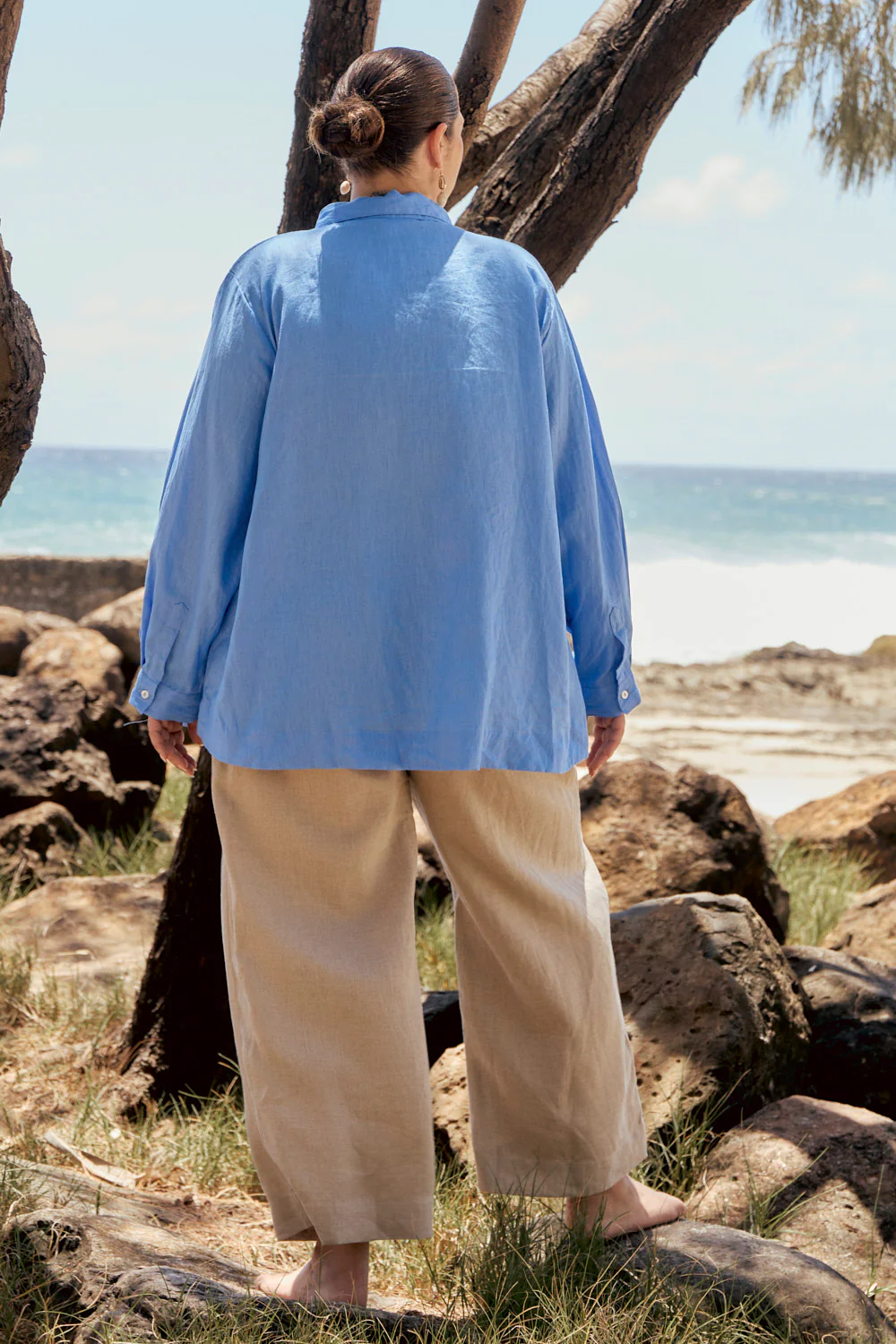 Linen Boyfriend Shirt in Sky Blue - Image 5
