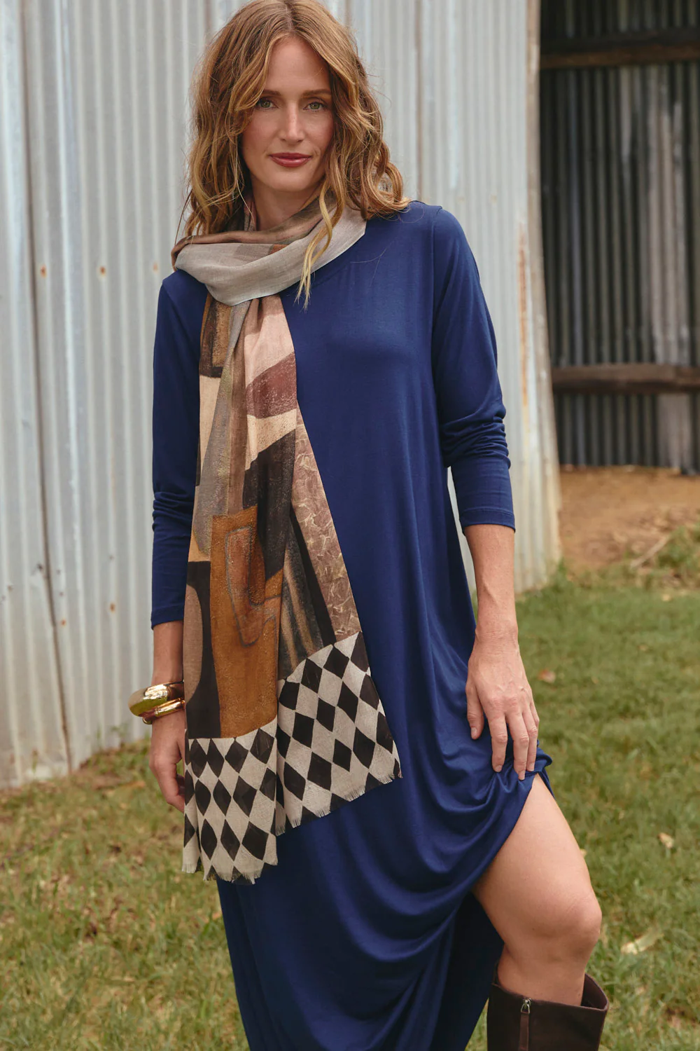 Long Sleeve Swing Dress in Navy - Image 3