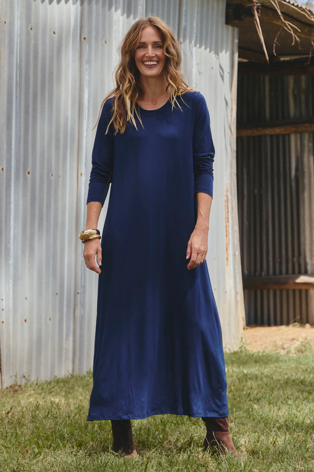 Long Sleeve Swing Dress in Navy - Image 4