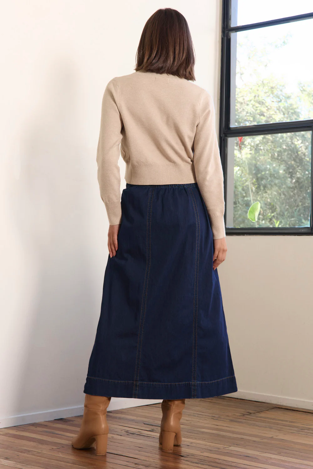 Maddy Denim Maxi Skirt in Dark Wash - Image 6