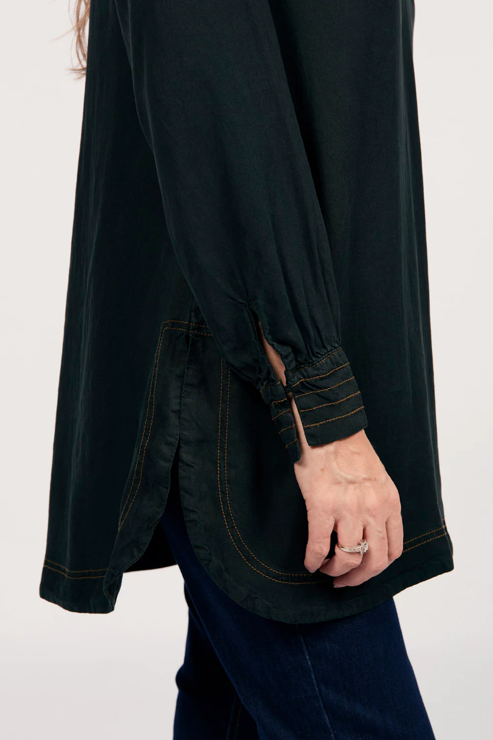 Maggie Tencel Tunic Top in Black - Image 4