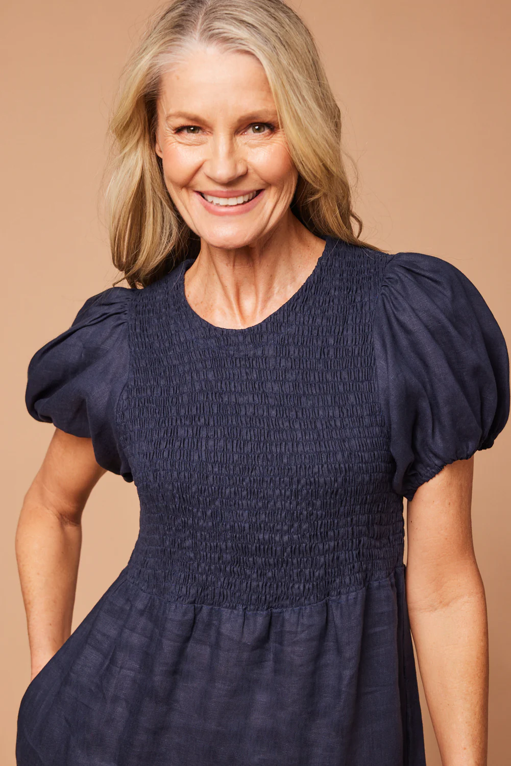 Minden Linen Shirred Short Sleeve Dress in Navy - Image 4