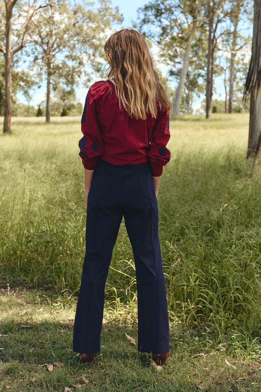 Stretch Wide Leg Pant in Navy - Image 4