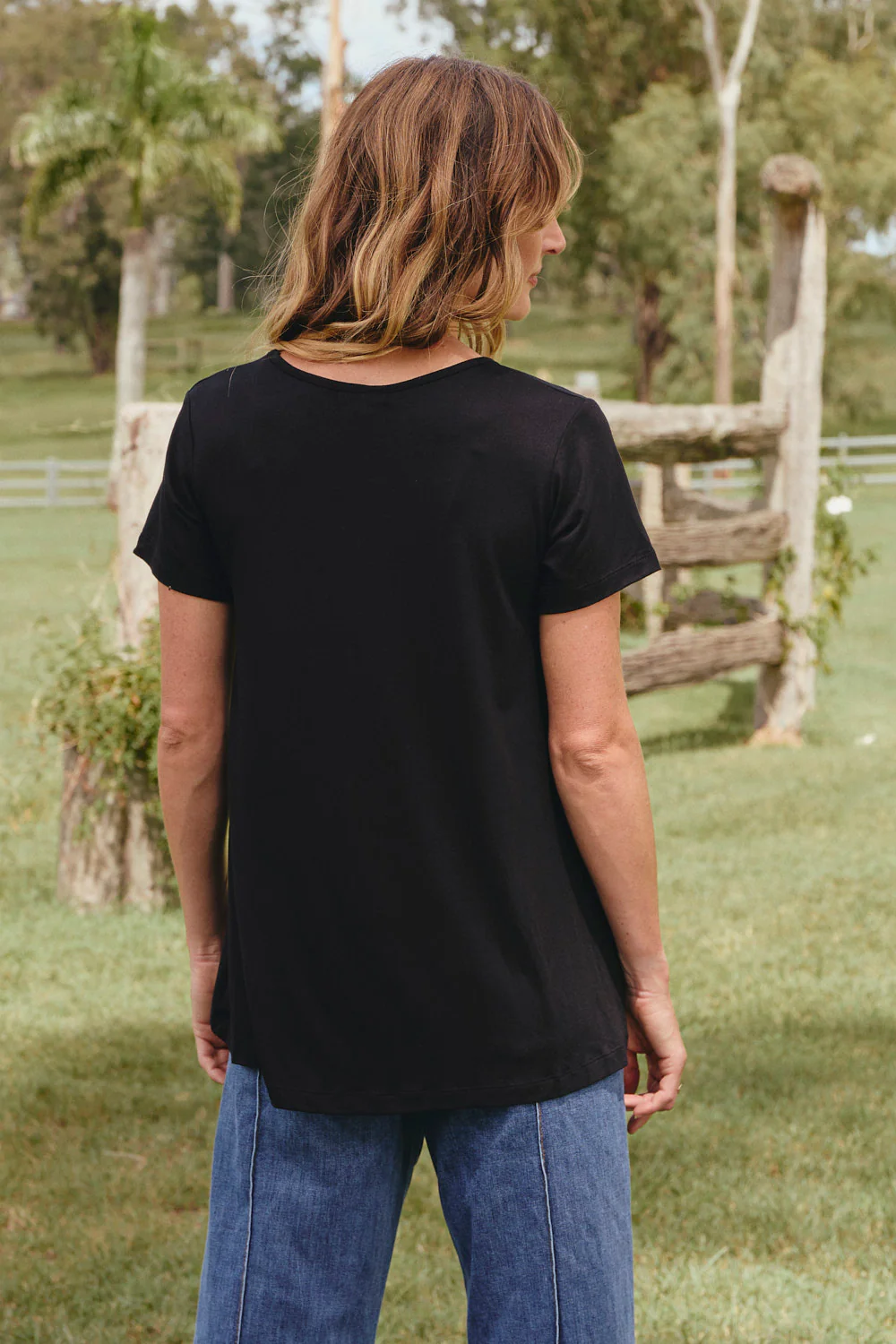 Swing Tee in Black - Image 4