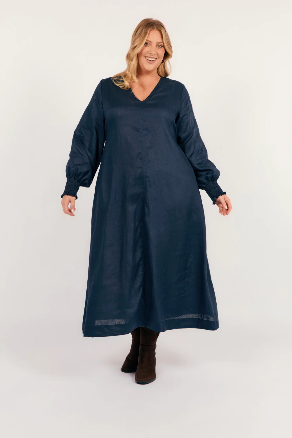 Tamara Long Sleeve Linen Dress in Navy - Image 3