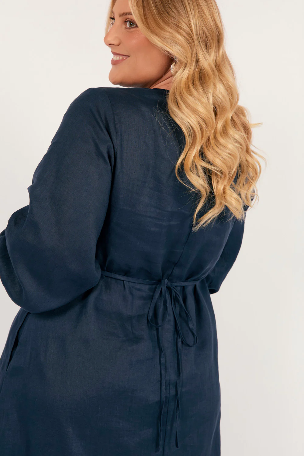 Tamara Long Sleeve Linen Dress in Navy - Image 4