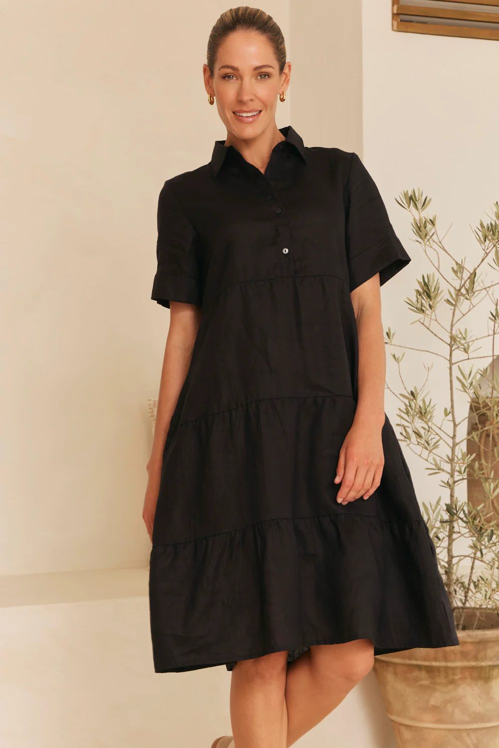 Winslow Linen Knee-Length Dress in Black - Image 5