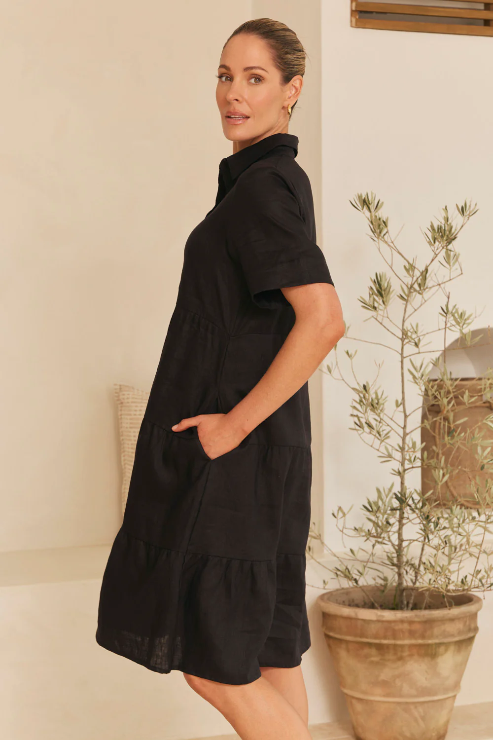 Winslow Linen Knee-Length Dress in Black - Image 6